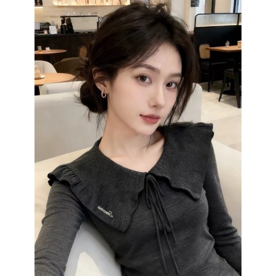 Grey V-neck bow tie slim-fit long-sleeved T-shirt, perfect for layering as an inner base layer, Korean style top for spring.